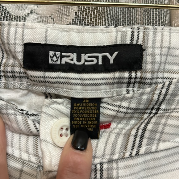 Rusty brand plaid shorts size 36 men’s excellent condition only used once - Picture 4 of 6